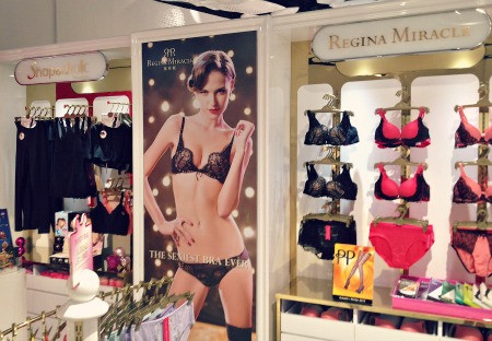 Sau đây là một số mẫu nội y của hãng Regina Miracle đang bán.