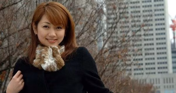 Yang Huiyan, 34 tuổi, tài sản 4,7 tỷ USD: Quyền sở hữu công ty bất động sản Country Garden Holdings được chuyển cho Yang Huiyan từ người cha thành đạt của mình vào năm 2007 và biến cô trở thành nữ tỷ phú giàu nhất và trẻ nhất Trung Quốc ở tuổi 26.