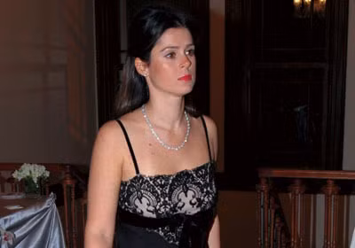 Serra Sabanci, 36 tuổi, tài sản 1,1 tỷ USD: Serra Sabanci là người giàu thứ 28 ở Thổ Nhĩ Kỳ và cô là thành viên Hội đồng Quản trị của Tập đoàn công nghiệp và tài chính lớn nhất ở quốc gia này. Cô tốt nghiệp loại xuất sắc Đại học Portmouths và đã đóng góp rất lớn cho các công ty của gia đình mình.