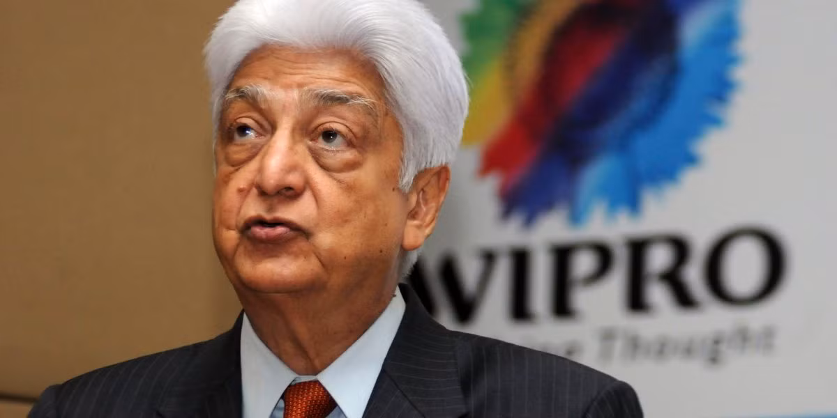 Azim Premji lập nên quỹ đào tạo giáo viên và lắp đặt các chương trình máy tính để cải cách các trường công lập ở Ấn Độ. Chủ tịch của công ty tư vấn và CNTT Ấn Độ Wipro rất tích cực hoạt động từ thiện để cải cách hệ thống giáo dục công của Ấn Độ thông qua tổ chức Azim Premji Foundation. Anh ta cho đi khoảng 8 tỷ USD tiền từ thiện cho đến nay, theo Wealth-X.