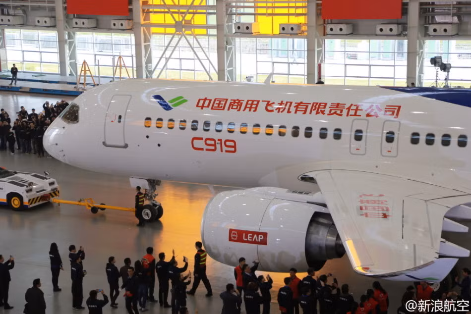 COMAC cho biết tập đoàn này đã nhận được đơn đặt mua 517 máy bay C919 từ 21 khách hàng, chủ yếu là các hãng hàng không Trung Quốc.
