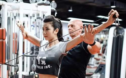 Chong gai it ai biet de thanh A hau cua Thuy Van-Hinh-5