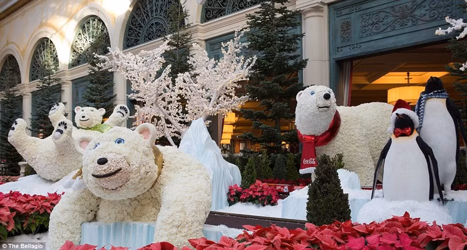 Khách sạn The Bellagio, Las Vegas (Mỹ) trang hoàng lộng lẫy đón Noel.