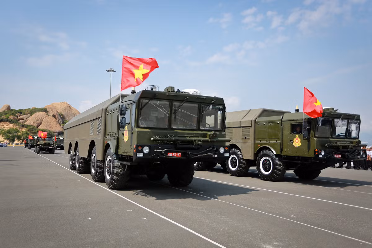 Tham don vi trang bi “sat thu diet ham” K-300P Bastion-P-Hinh-2