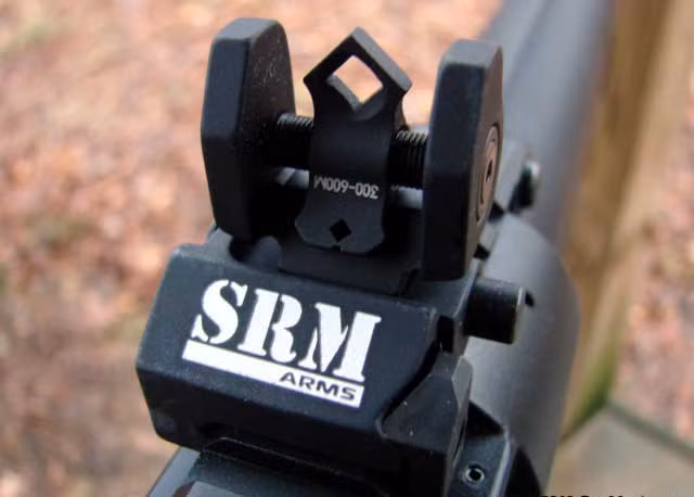 Kham pha khau sung shotgun M1216 cuc doc-Hinh-3