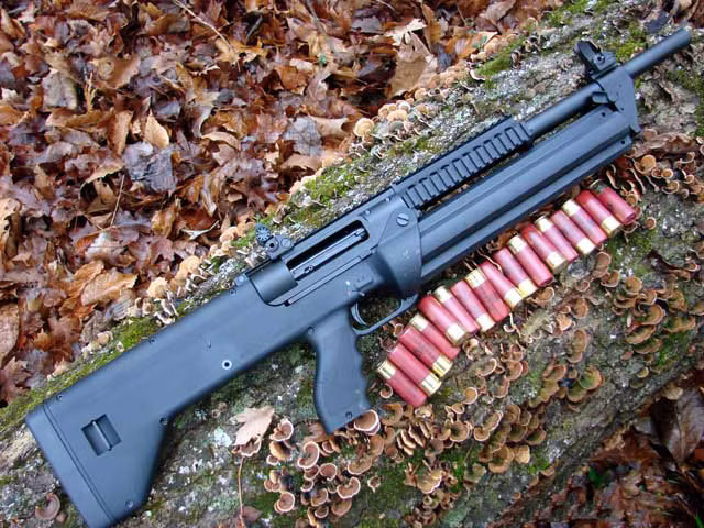 Kham pha khau sung shotgun M1216 cuc doc-Hinh-2