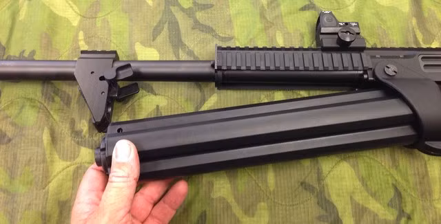 Kham pha khau sung shotgun M1216 cuc doc-Hinh-7