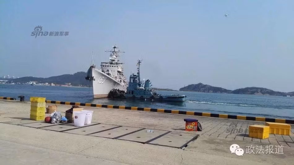 Sáng ngày 8/9, Hải quân Trung Quốc đã tổ chức lễ “tiễn đưa” tàu khu trục Nam Xương (163) về nơi nghỉ hưu sau 34 năm hoạt động liên tục.