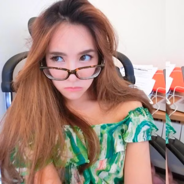 Với các sinh viên, Bebe không chỉ là một giảng viên xinh đẹp đáng yêu mà còn là người mang đến cho họ rất nhiều bí quyết học tập để dễ tiếp thu, nhớ lâu và ứng dụng tốt vào thực tế.