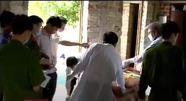 Ngay sau khi nhận được tin, xác định đây là một vụ án đặc biệt nghiêm trọng, lực lượng Công an tỉnh Hà Nam, Công an huyện Thanh Liêm và các phòng nghiệp vụ thuộc Công an tỉnh đã khẩn trương tập trung lực lượng tiến hành khám nghiệm hiện trường, khám nghiệm tử thi để làm rõ nguyên nhân của vụ án. 