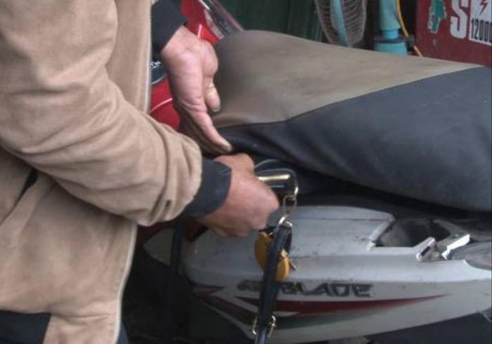 Tin nóng 26/11: Thiếu nữ 16 tuổi bị hiếp dâm tập thể trong khách sạn - Hình 2 Tin nong 26/11: Thieu nu 16 tuoi bi hiep dam tap the trong khach san-Hinh-2