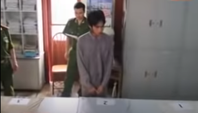 Khi được triệu tập lên cơ quan điều tra để làm rõ vụ việc Vì Văn Khiêm tỏ ra rất bình thản, y khai nhỏ giọt từng tí một. Và cứ mỗi lời khai của y, trinh sát, điều tra viên lại phải lên đường, tổ chức xuống hiện trường, tiếp tục tìm chứng cứ, gặp những người có liên quan để xác minh. Cuối cùng, trước những chứng cứ không thể chối cãi, Khiêm đã phải thú nhận tội ác kinh hoàng của hắn.