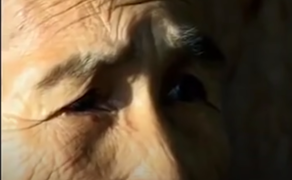 Lúc này, thực sự là thời điểm bế tắc của cơ quan điều tra tưởng chừng như vụ án sẽ khép lại với hung thủ duy nhất là Dũng thì trong một lần tình cờ tiếp xúc với người nhà nữ sinh, bà ngoại nạn nhân có nhắc đến một nhân vật có tên Mai Quốc Tuấn (SN 1954, trú tại xã Tam Dân, huyện Phú Ninh). Tuấn là người thường xuyên qua lại nhà nạn nhân và được người trong thôn biết đến như là chồng hờ của mẹ nữ sinh này.