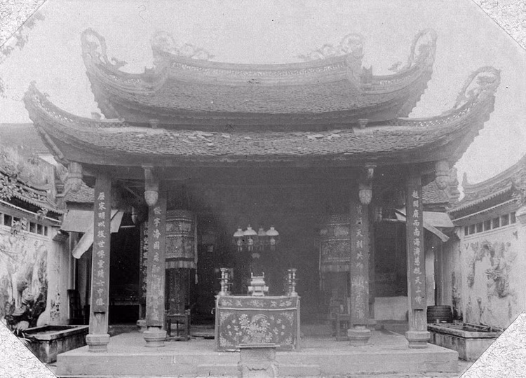 Hội quán Phúc Kiến ở phố Phúc Kiến (nay là Trường tiểu học Hồng Hà ở số 40 Lãn Ông) Hà Nội.