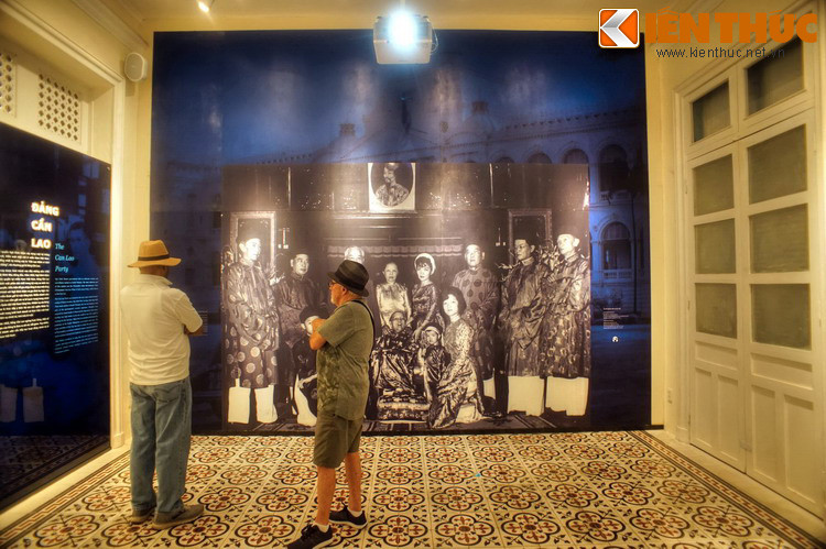 "Chúng tôi muốn mang đến sự diễn giải lịch sử cho người xem chứ không phải chỉ đơn thuần là tái hiện sự kiện. Bởi bạn phải hiểu lịch sử trong một bối cảnh cụ thể, không phải là những khoảng thời gian đơn lẻ", giáo sư Edward Miller cho biết.