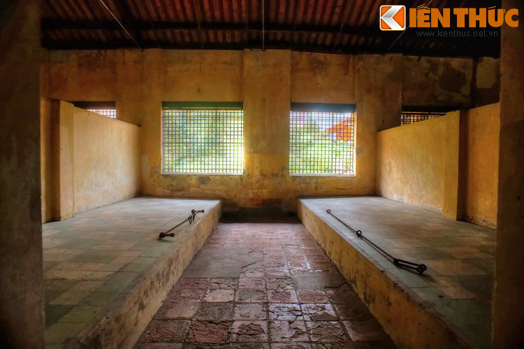 Ngày nay, các căn phòng của nhà giam Chợ Quán vẫn được giữ nguyên trạng như cách đây gần một thế kỷ. Nơi đây vẫn còn in đậm dấu vết của gông cùm, xiềng xích dưới chế độ thực dân và cả tinh thần chiến đấu quật cường của những người cách mạng.