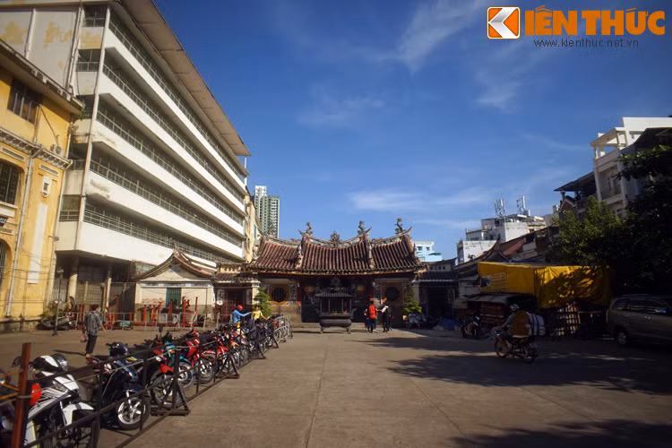 Bi mat chua tiet lo noi xay ra vu phong rocket chan dong SG 1968-Hinh-2