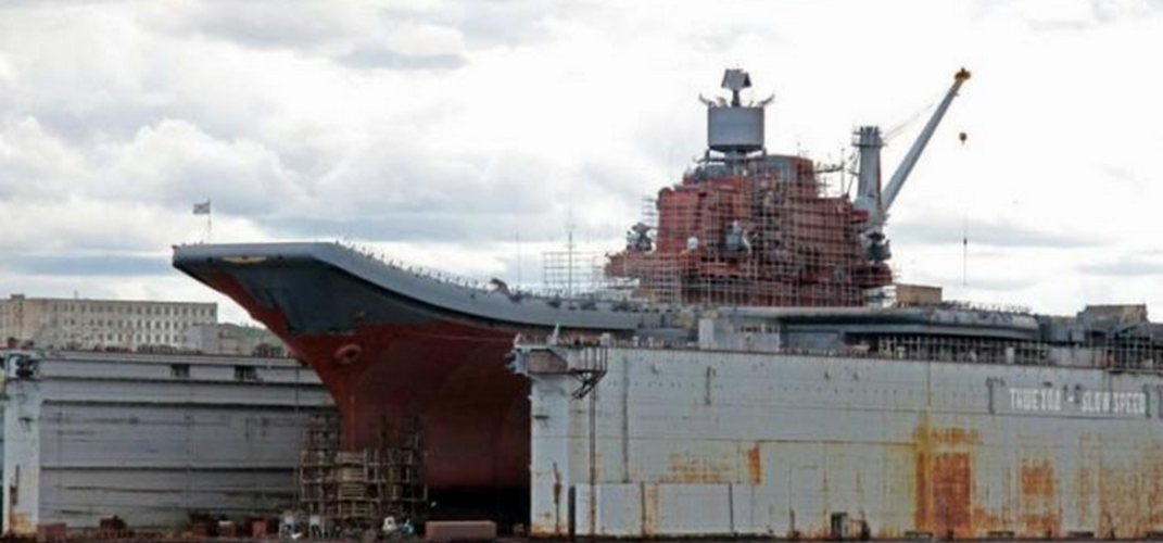 Ngoài ra một cuộc đấu thầu trước đây đã được tổ chức để xác định đơn vị chịu trách nhiệm sửa chữa. Giá trị hợp đồng lên tới 251,4 triệu Ruble, công ty được chọn phải làm sạch và sơn lại cấu trúc thượng tầng, cũng như sửa chữa phần thân tàu.