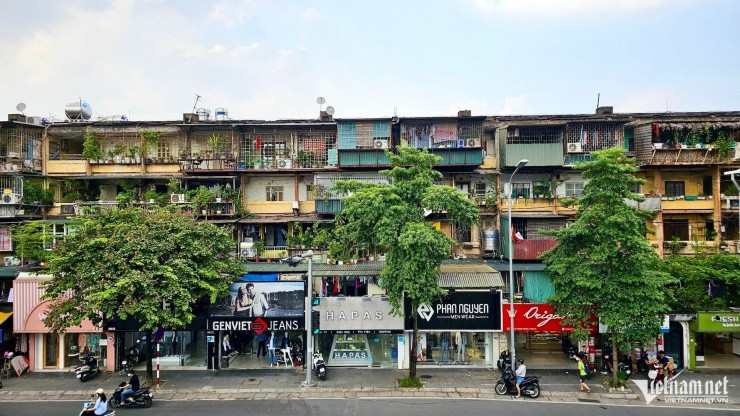 Nhà tập thể xuống cấp vẫn được rao bán với giá cao ngất ngưởng Nha tap the xuong cap van duoc rao ban voi gia cao ngat nguong