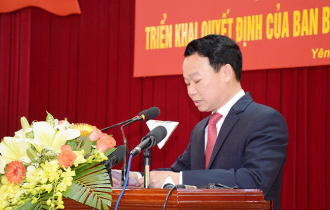 Theo đó, ông Đỗ Đức Duy (Phó bí thư Tỉnh ủy, Chủ tịch UBND tỉnh Yên Bái khóa XVIII) được bầu giữ chức Bí thư Tỉnh ủy nhiệm kỳ XIX, 2020-2025, với số phiếu tín nhiệm 100%.