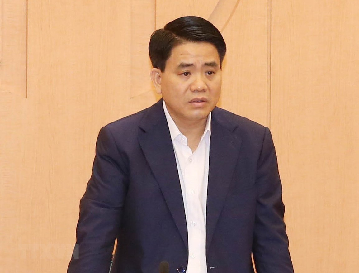 Trước đó, ngày 11/8, Bộ Chính trị quyết định đình chỉ sinh hoạt Ban chấp hành Đảng bộ, Ban Thường vụ Thành ủy Hà Nội và đình chỉ chức vụ Phó bí thư Thành ủy Hà Nội đối với ông Nguyễn Đức Chung để xác minh, điều tra làm rõ trách nhiệm liên quan một số vụ án theo quy định của pháp luật.