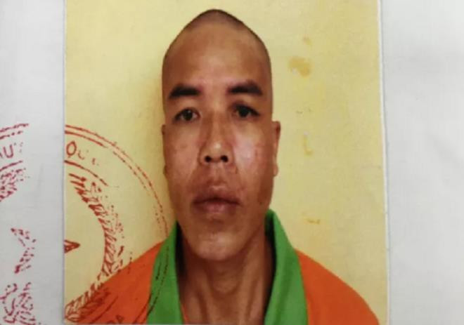  3. Bé gái 12 tuổi bị cha dượng ép quan hệ tình dục đến mang thai: Ngày 25/9, Công an tỉnh Sơn La ra quyết định khởi tố bị can, bắt tạm giam 4 tháng đối với Vì Văn Hà (SN 1983, ngụ huyện Mộc Châu) về tội "Hiếp dâm người dưới 16 tuổi". Lợi dụng những lúc vợ vắng nhà, Vì Văn Hà 8 lần ép cháu H.T.Đ.N. (SN 2008, hiện đang học THCS) con gái riêng của vợ quan hệ tình dục khiến cháu bé mang thai.