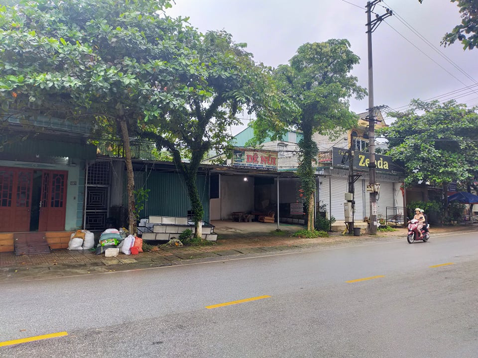 Nguyen pho Ban to chuc huyen tu vong trong tu the treo co