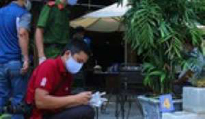 Trước khi bị khởi tố Nguyễn Ngọc Tấn Tới về hành vi trên, Công an tỉnh Đồng Nai đã ra quyết định tước quân tịch đối với thượng úy Tới, đồng thời chuyển vụ việc sang cơ quan điều tra về việc ông Tới có liên quan đến việc gọi điện cho một nhóm người đến đánh anh N. ở quán ăn Trúc Nhất (P.Tân Hiệp, TP Biên Hòa) tối 16/3.