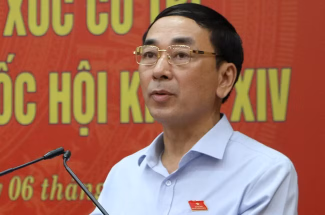 Thu truong Tran Quoc To duoc thang cap bac ham Trung tuong-Hinh-2