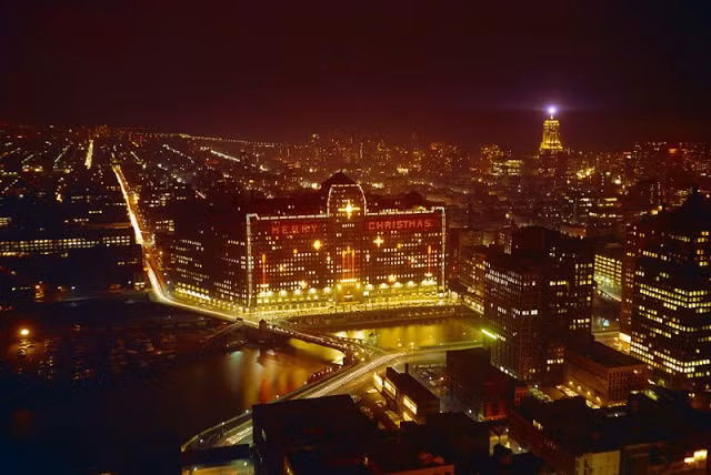 Vẻ đẹp choáng ngợp của thành phố Chicago về đêm.