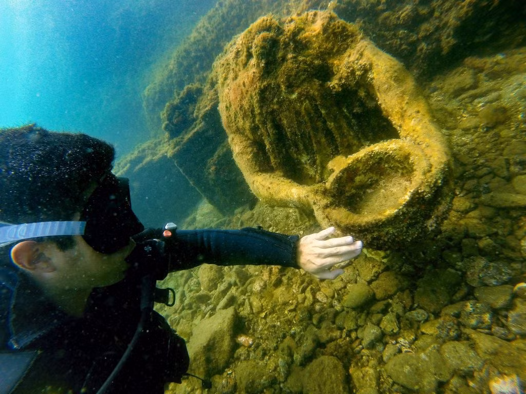 Thành phố cổ xưa này nằm trên các đỉnh núi lửa và nổi tiếng với những phương thức chữa lành bệnh diệu kỳ.