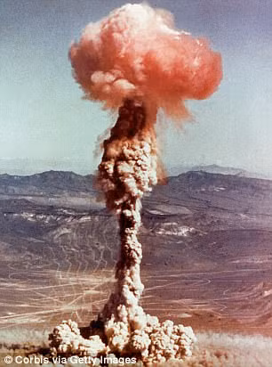 Lệnh cấm thử thiết bị hạt nhân do Liên Xô đề xuất năm 1958 được cho là đã góp phần giúp giảm số lượng người thương vong liên quan đến các vụ thử vũ khí nguyên tử.