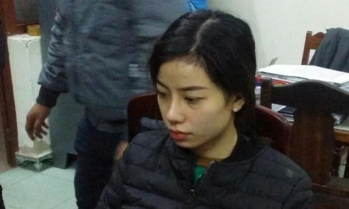 Đỗ Nhật Quỳnh tại cơ quan công an.