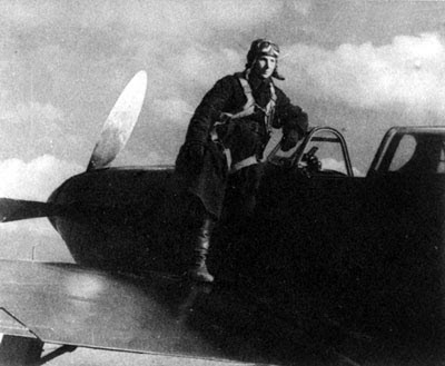 Ngày 1/8/1943, Litvyak lên đường làm nhiệm vụ như mọi ngày. Tuy nhiên, đây là chuyến bay cuối cùng của cô. Litvyak không trở về sau nhiệm vụ trên. Phải đến năm 1979, người ta mới tìm thấy thi hài nữ phi công này được chôn ở làng Dmitrievka, tỉnh Shakhterski. Do vậy, ngày 6/5/1990, nhà lãnh đạo Liên Xô Mikhail Gorbachev truy tặng nữ phi công Lydia Litvyak danh hiệu Anh hùng Liên Xô.