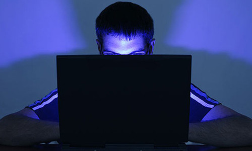 Xem các hình ảnh khiêu dâm sẽ mang đến những ảnh hưởng tiêu cực.