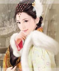 Nhiều giả thuyết được đưa ra để lý giải cái kết buồn của nàng Điêu Thuyền. Theo đó, có giả thuyết cho rằng, sau khi Lã Bố chết, nàng Điêu Thuyền cuối cùng quay trở về với Quan Công, vị tướng góp công lớn vào việc thành lập nhà Thục Hán.