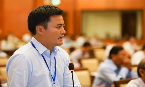 Ông Bùi Xuân Cường, Giám đốc Sở GTVT TP.HCM cho rằng nguồn lực để phát triển giao thông của TP.HCM rất thấp so với nhu cầu thực tế. Ảnh: Hải An.