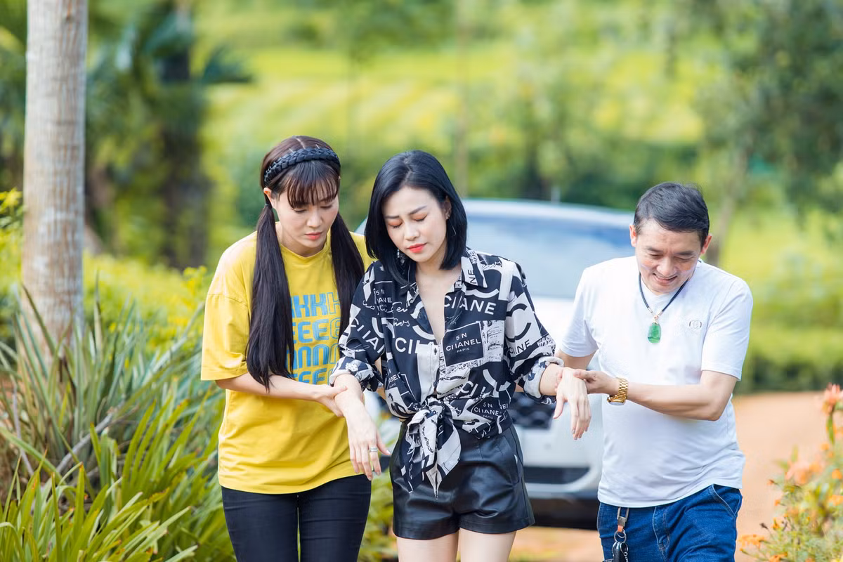 Nam nghệ sĩ đang góp mặt trong bộ phim Tết "Chạm vào hạnh phúc" của đạo diễn Mai Long. Ảnh: FB Mai Long.