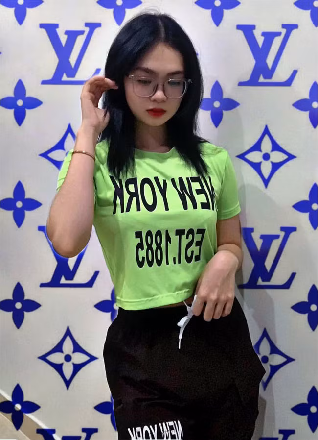 Ở tuổi 20, vóc dáng của Thiện Nhân đã thon gọn hơn.