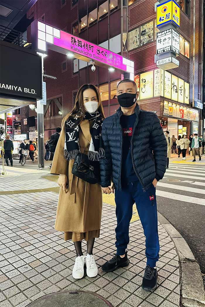 Mặc dù vẫn còn yếu so với trước khi bị bệnh, nhưng thần thái của NSND Công Lý đã tươi tắn hơn hẳn.