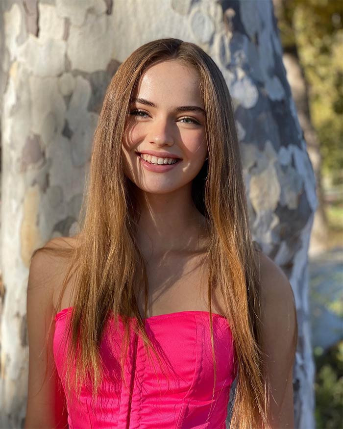 Vẻ đẹp rực rỡ của Kristina ở độ tuổi bẻ gãy sừng trâu.