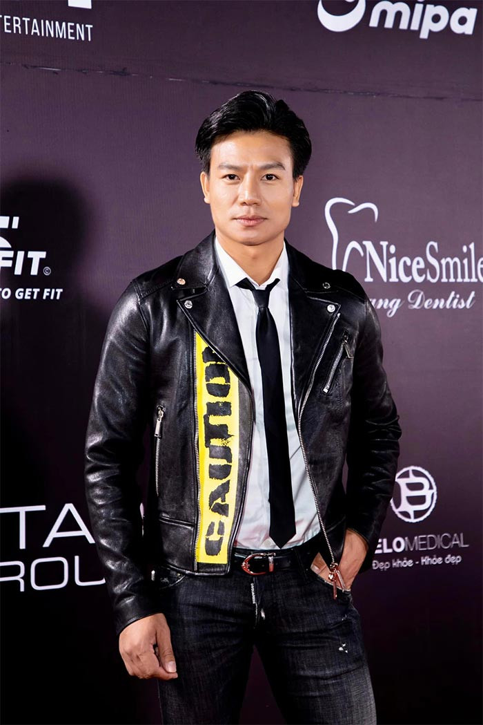 "Vô diện sát nhân" là bộ phim đánh dấu sự trở lại của Hiếu Nguyễn sau 4 năm anh tạm xa showbiz để kinh doanh.