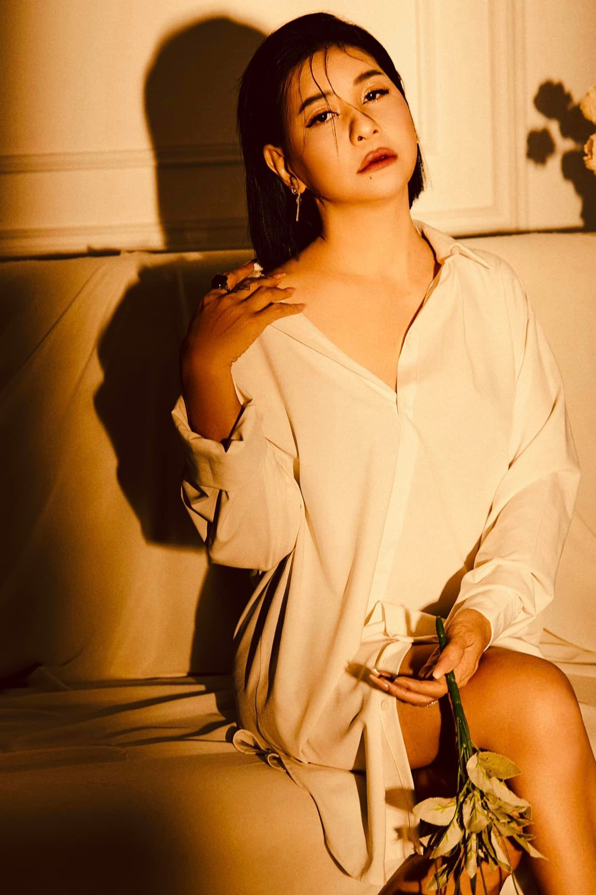 "...Cát Phượng come back. Cát sẽ thực hiện những dự án dở dang đang treo lủng lẳng...".