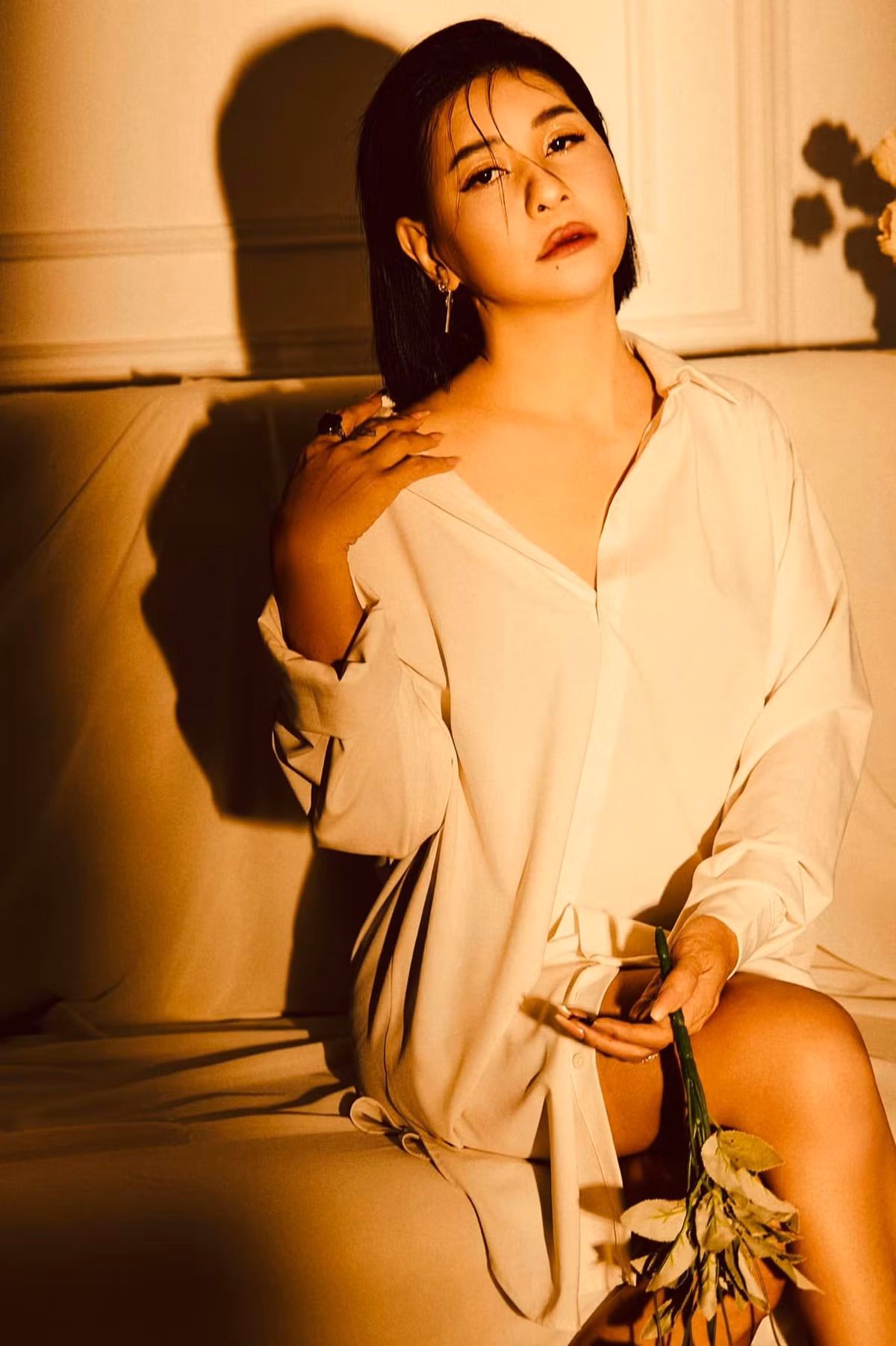 "...Cát Phượng come back. Cát sẽ thực hiện những dự án dở dang đang treo lủng lẳng...".