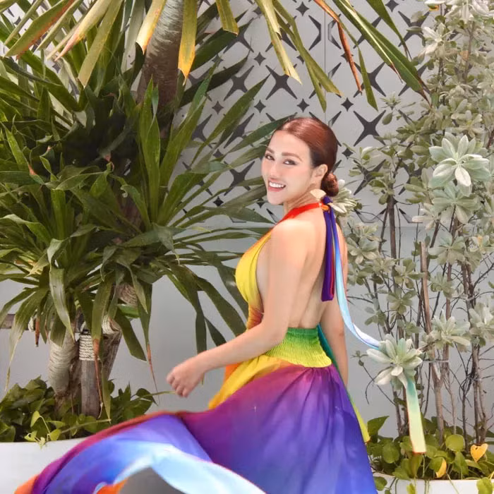 Nét đẹp khỏe khoắn, hiện đại của Mỹ Linh có sức hút mạnh mẽ với người đối diện. (Ảnh: Tiền phong)