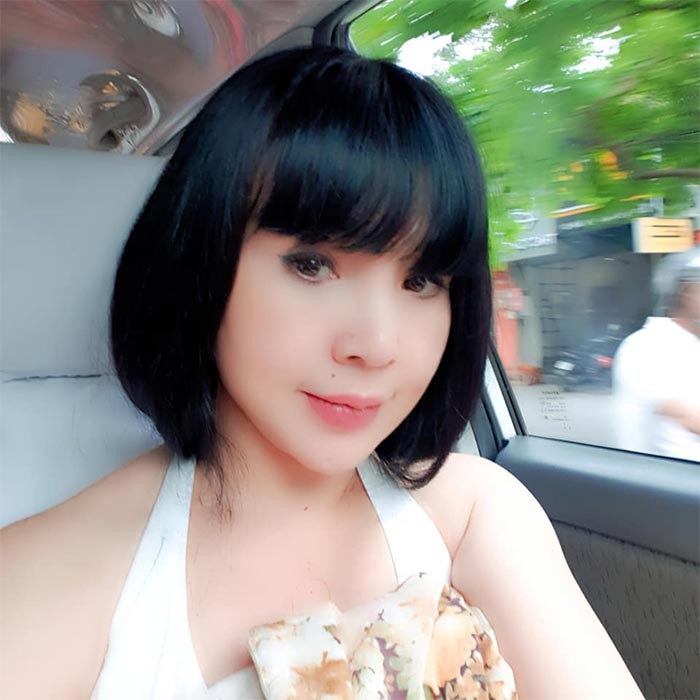 NSND Lan Hương cũng khẳng định cô không can thiệp làm mũi hay bơm môi như đồn đoán.