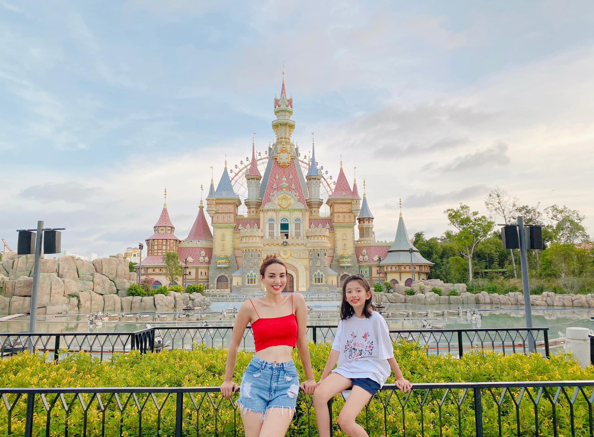 Ngọc Diễm rất tự hào về con gái giàu tình cảm, mạnh mẽ và hiểu chuyện của mình.