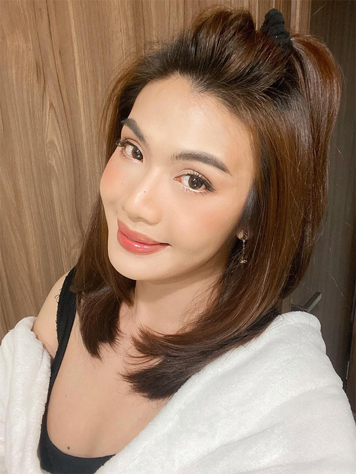 Giọng ca "Đơn phương" chia sẻ, anh rất tự tin về ngoại hình của mình nên không muốn thay đổi bất cứ điều gì khi được hỏi về việc có muốn chuyển giới hay không.