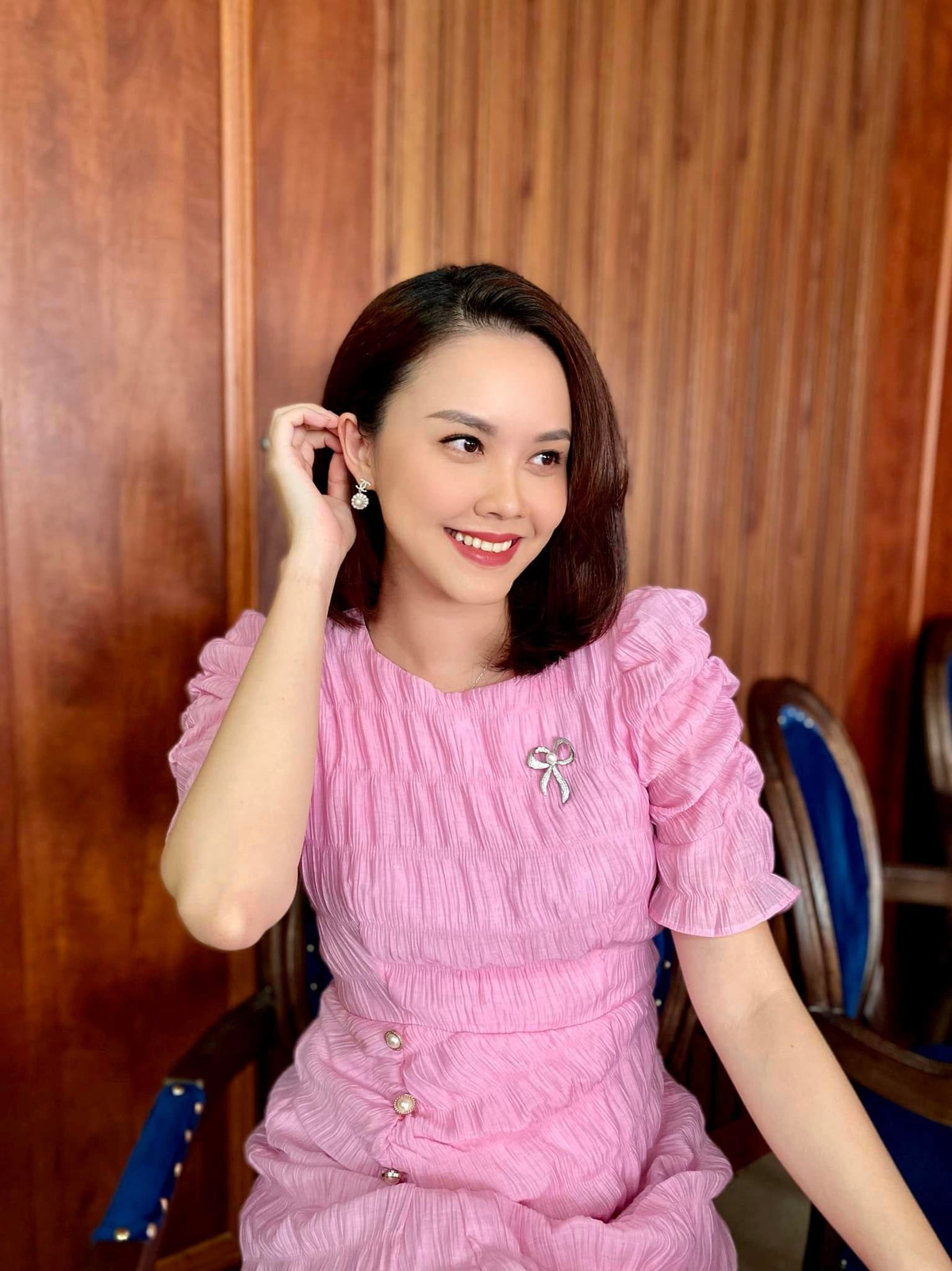 Nữ diễn viên từng lọt vào Top 5 Hoa hậu Việt Nam 2008 và đạt danh hiệu Hoa hậu thân thiện. Sau cuộc thi, Hồng Phúc ít xuất hiện trên truyền thông.