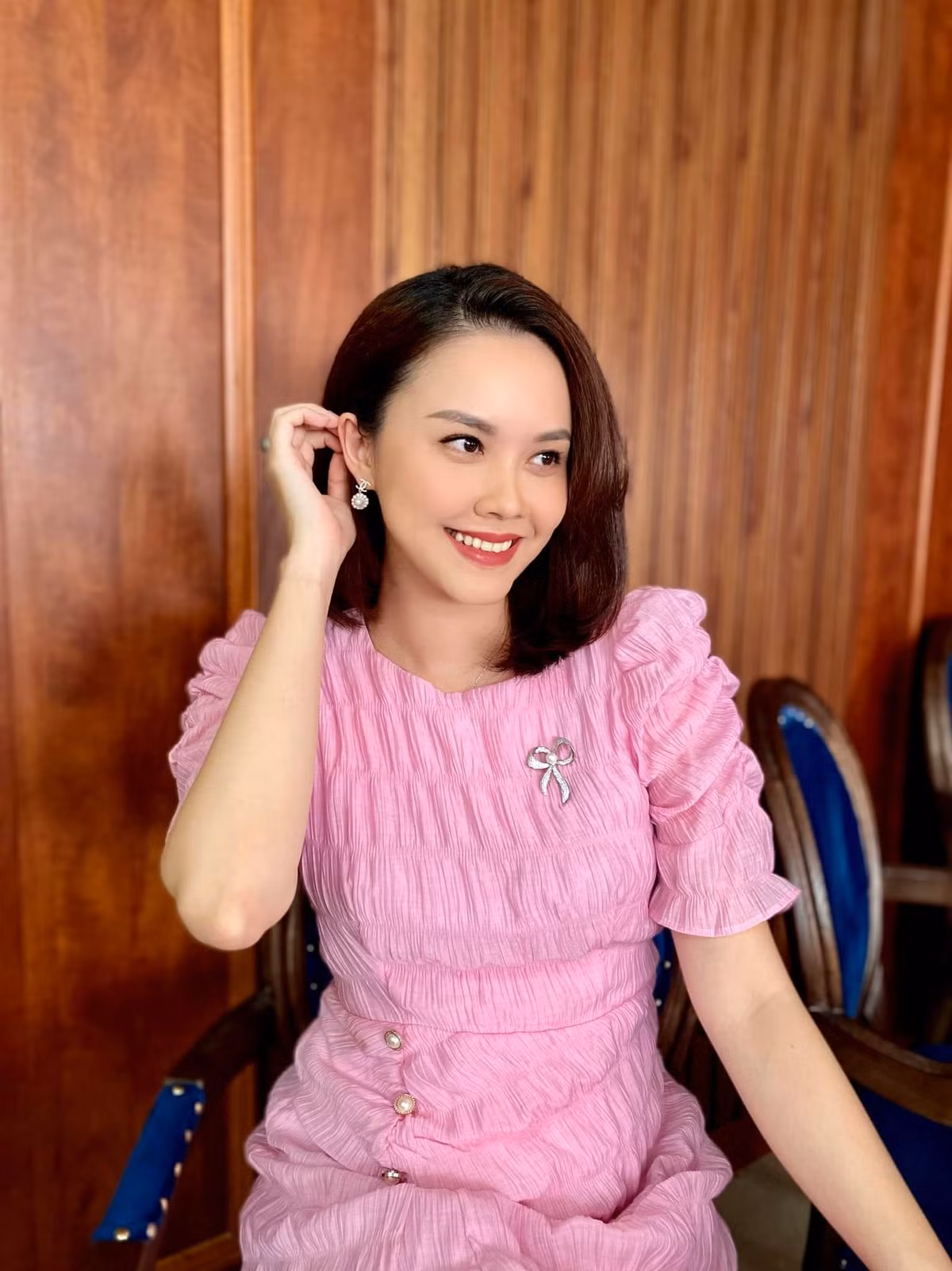 Nữ diễn viên từng lọt vào Top 5 Hoa hậu Việt Nam 2008 và đạt danh hiệu Hoa hậu thân thiện. Sau cuộc thi, Hồng Phúc ít xuất hiện trên truyền thông.